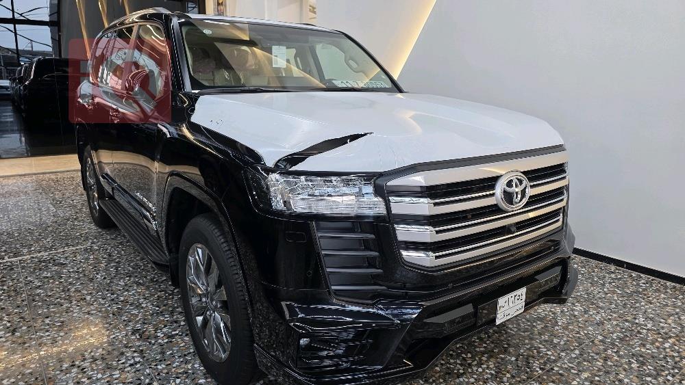 تويوتا لاندكروزر